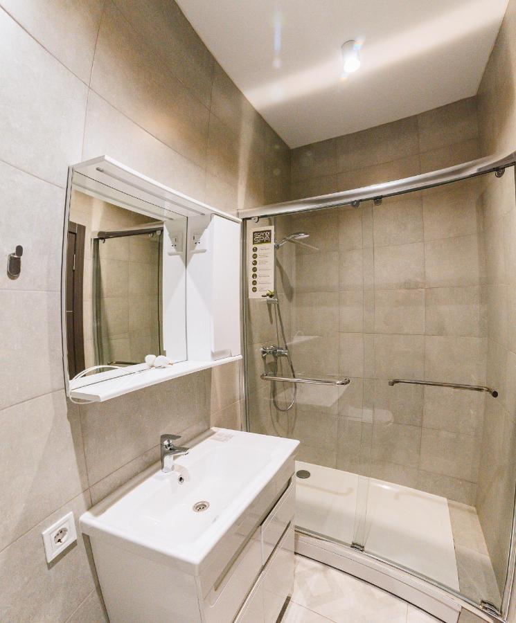 Royal Tower Luxurious Smart Residence Kiev Exteriör bild
